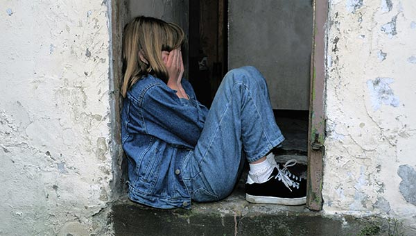 El mindfulness reduce la depresión en personas con infancias difíciles